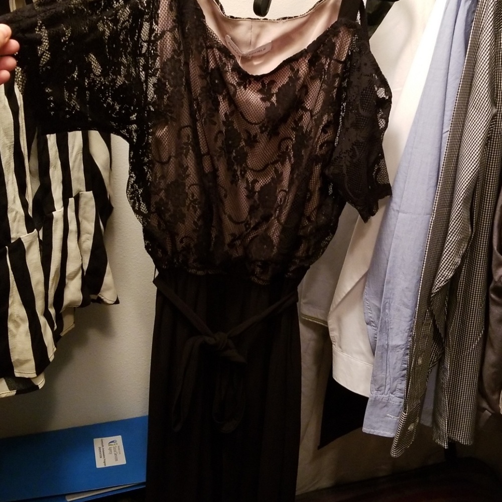 Black nude jumper with belt